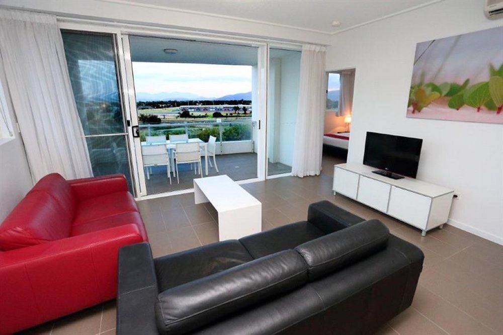 ไดเร็ค โฮเต็ล - โฮลบอร์น แอท เซ็นทรัล Aparthotel ทาวน์วิล ภายนอก รูปภาพ